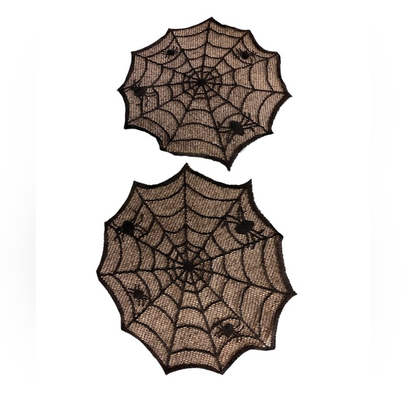 Spiderweb place mats set of 2 - Picture 4 of 5